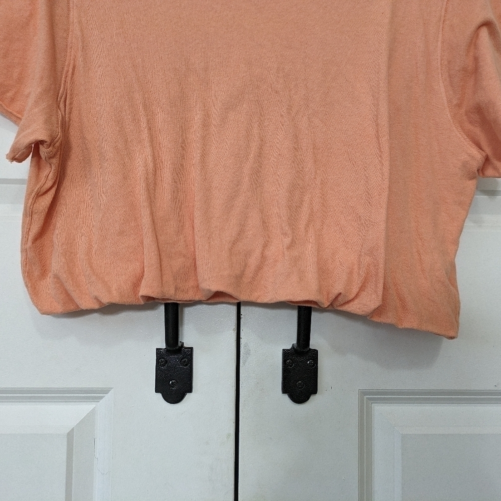 Free People T-Shirt Women's Small Pink Peach Crop Top Elastic Hem Cotton Loose  - Picture 4 of 6